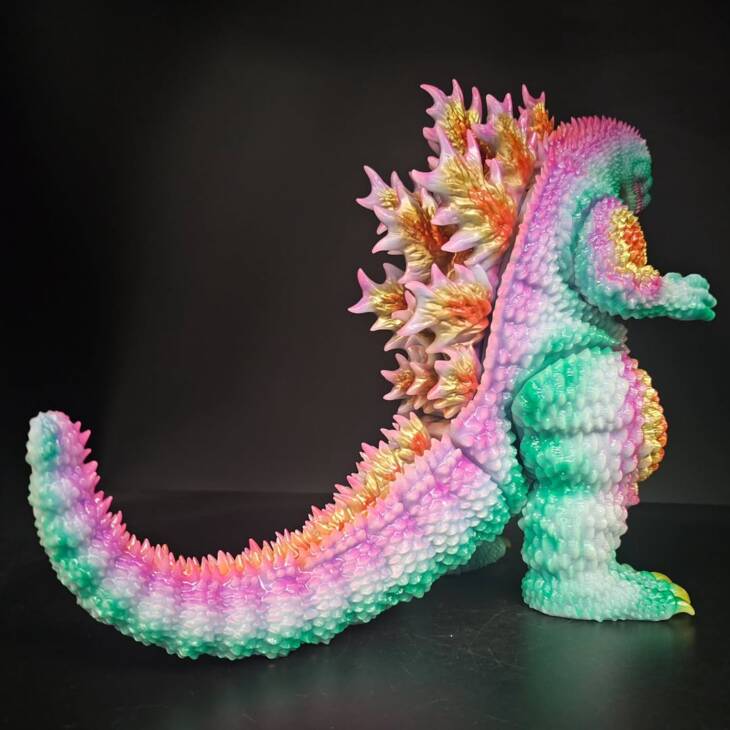 3D4K HiReD Giant #3 Colourway Old Skool Super Glow - Image 4