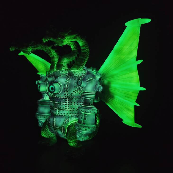 Baby Looong #8 Colourway Darklight Super Glow - Image 8