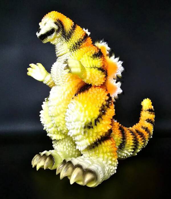 D24 Chonky Tiger Super Glow