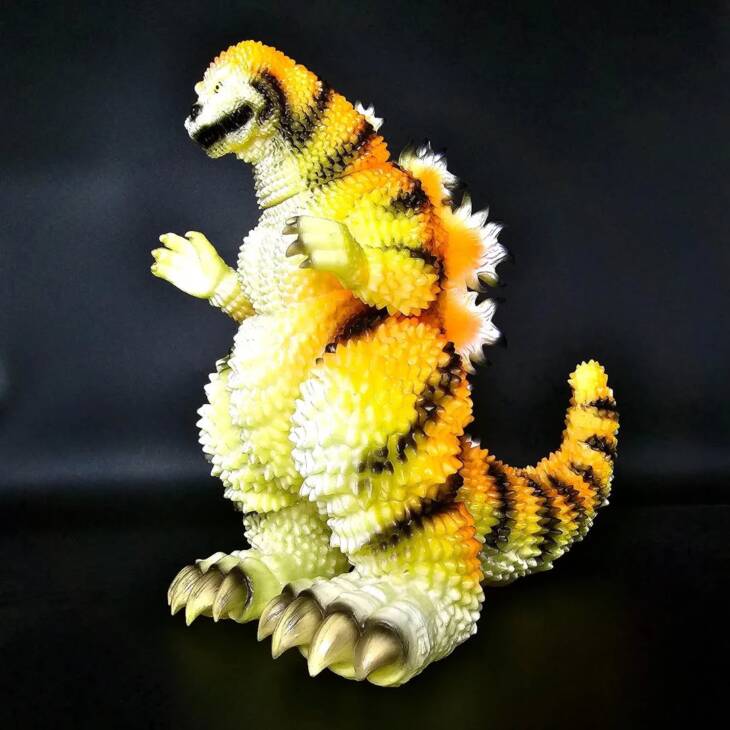 D24 Chonky Tiger Super Glow