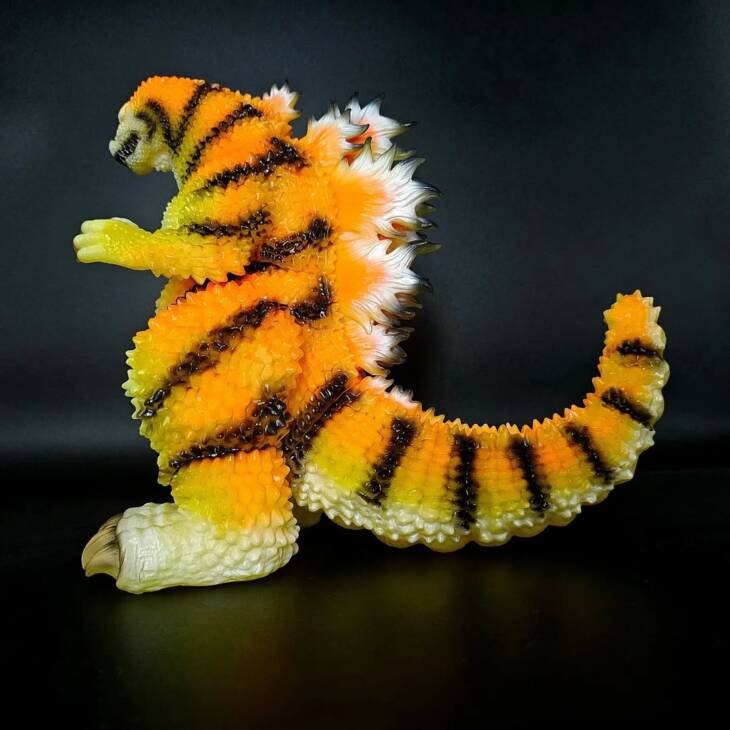 D24 Chonky Tiger Super Glow - Image 2