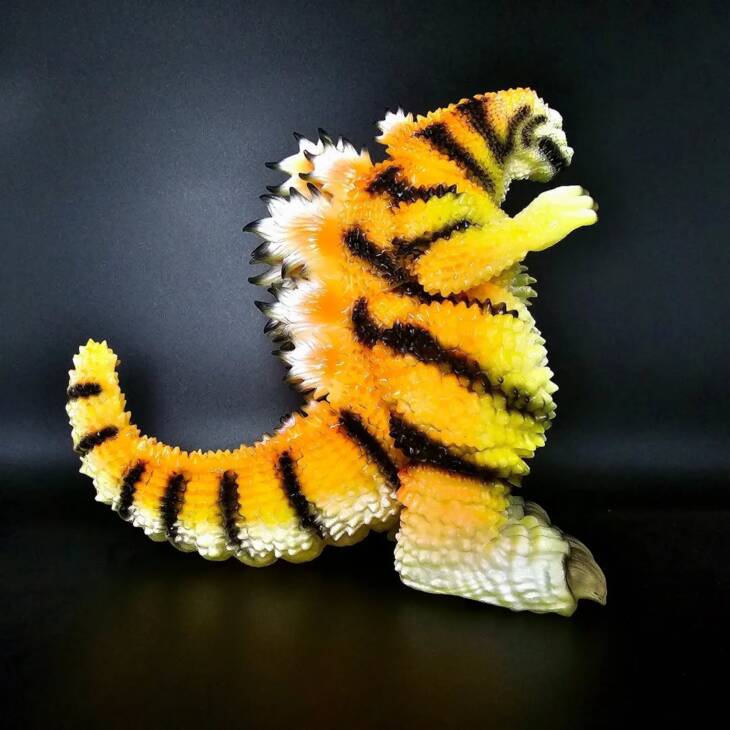 D24 Chonky Tiger Super Glow - Image 5