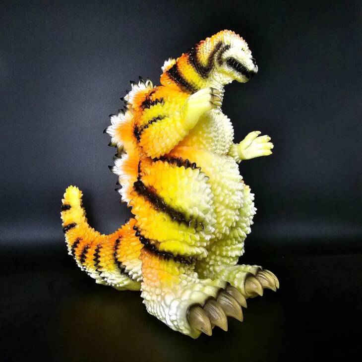 D24 Chonky Tiger Super Glow - Image 6