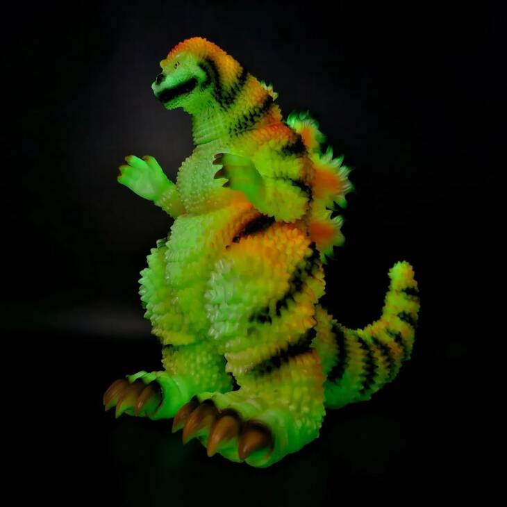 D24 Chonky Tiger Super Glow - Image 10