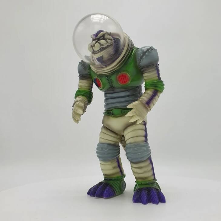 Desu Lightyear StompTrooper GITD - Image 5