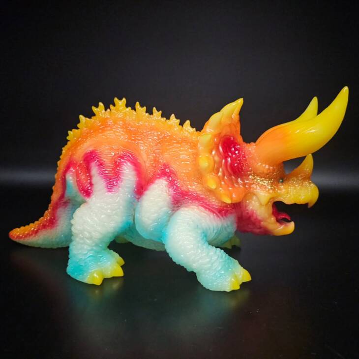 DinoKaiju Trike #2 Colourway Heat Super Glow - Image 5