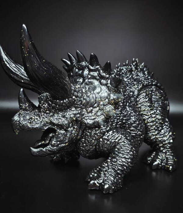 DinoKaiju Trike Obsidian Gold