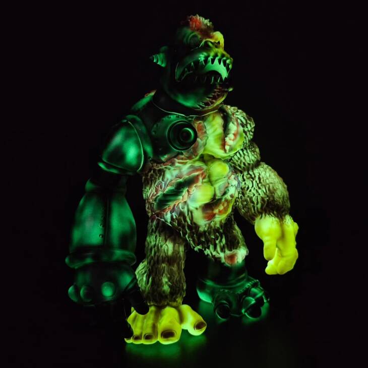 MechKong Imposter #18 Colourway Kong Super Glow - Image 10
