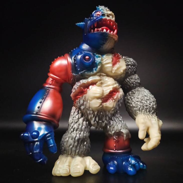 MechKong Imposter #19 Colourway Optimus Mortem - Image 8
