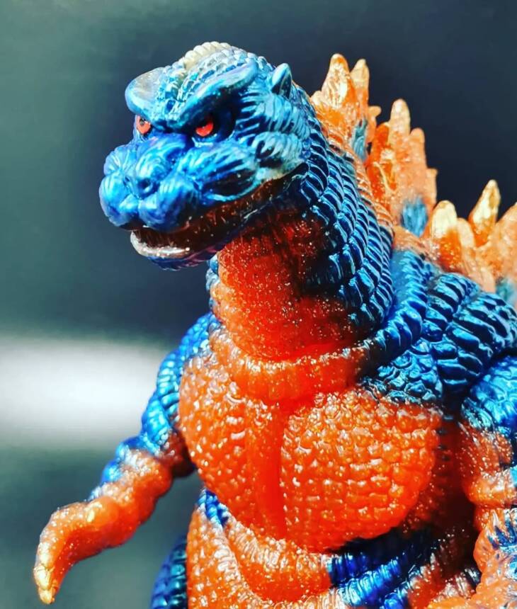 Shin Desu Blue Flame Orange Glitter Base - Image 4