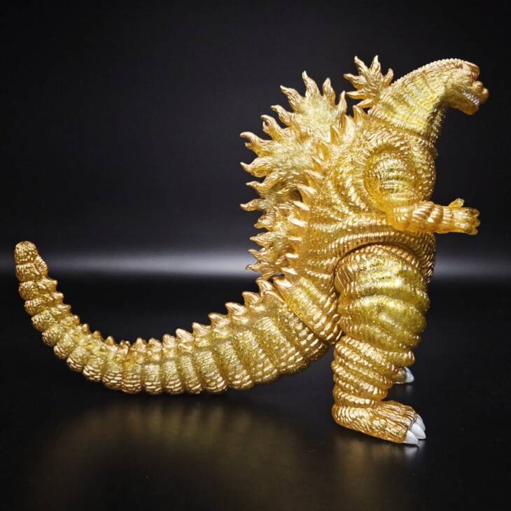 Shin Desu Golden Dragon Glitter - Image 5