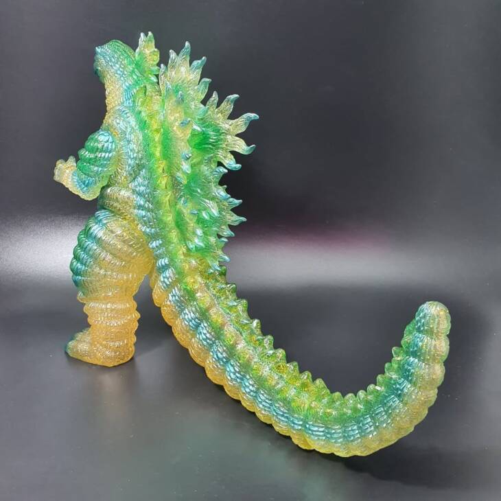 Shin Desu Hulk Gold Glitter Fade - Image 5