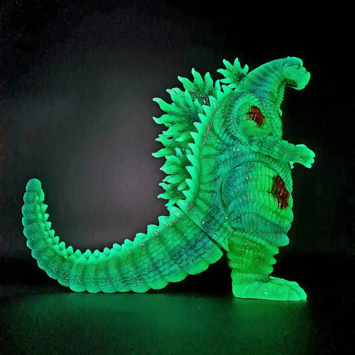 Shin Desu Mutant Green Super Glow - Image 7