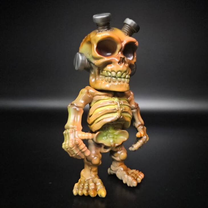 Skull Bolt Kid #1 Colourway Buckland - Image 8