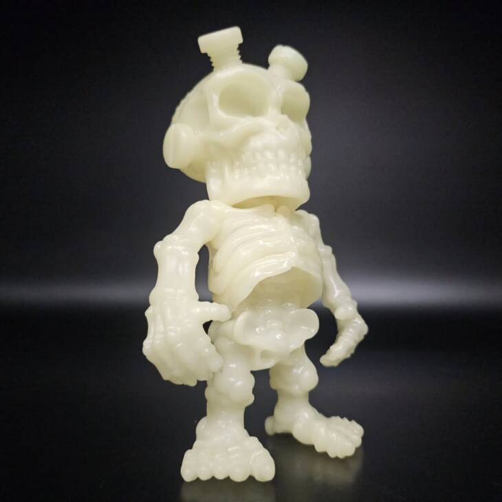 Skull Bolt Kid Eerie Glow Blank - Image 6