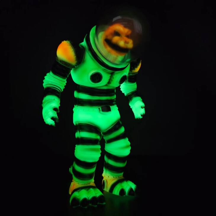 StompTrooper Halloween Super Glow - Image 8