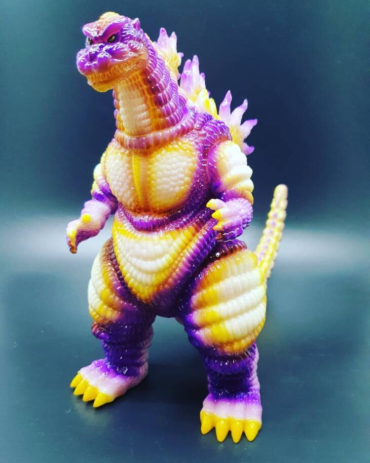 Super Glow Kobe Colourway Shin Desu