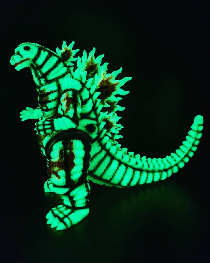 Super Glow Shin Desu Burning Bones - Image 2