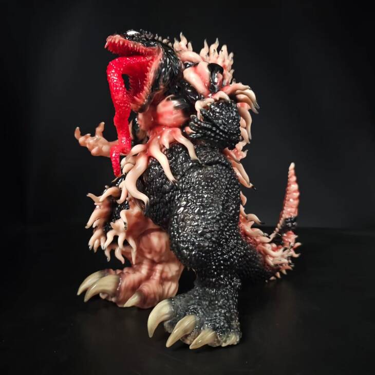 Venolah #7 Colourway Attack Titan