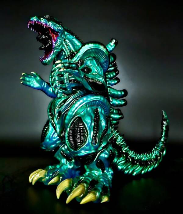 Xenolah #10 Colourway Iridium Green