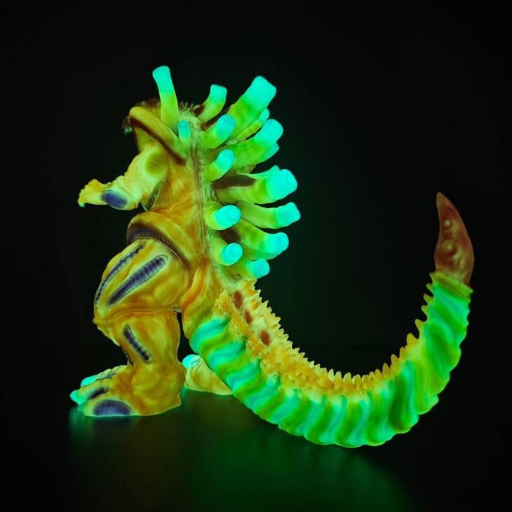 Xenolah #19 Colourway Candy Super Glow - Image 8