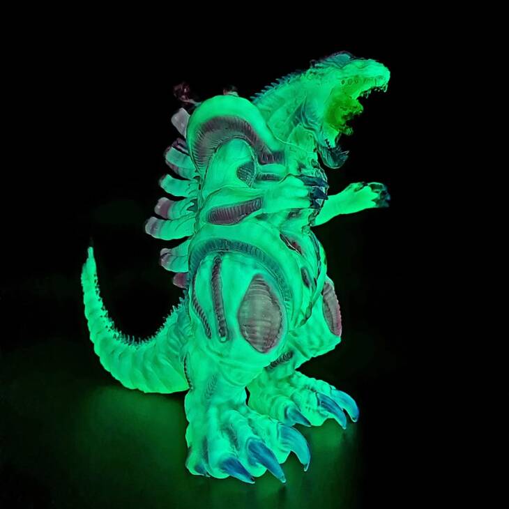 Xenolah #3 Colourway Belial Double Dip Super Glow - Image 8
