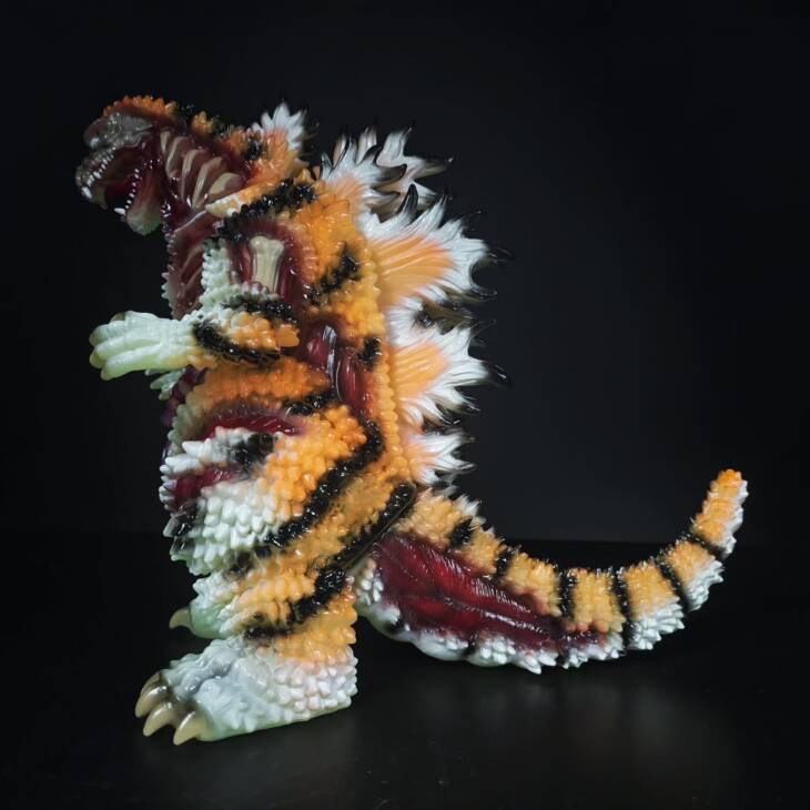 Zombielah #38 Colourway Hobbes Super Glow - Image 2
