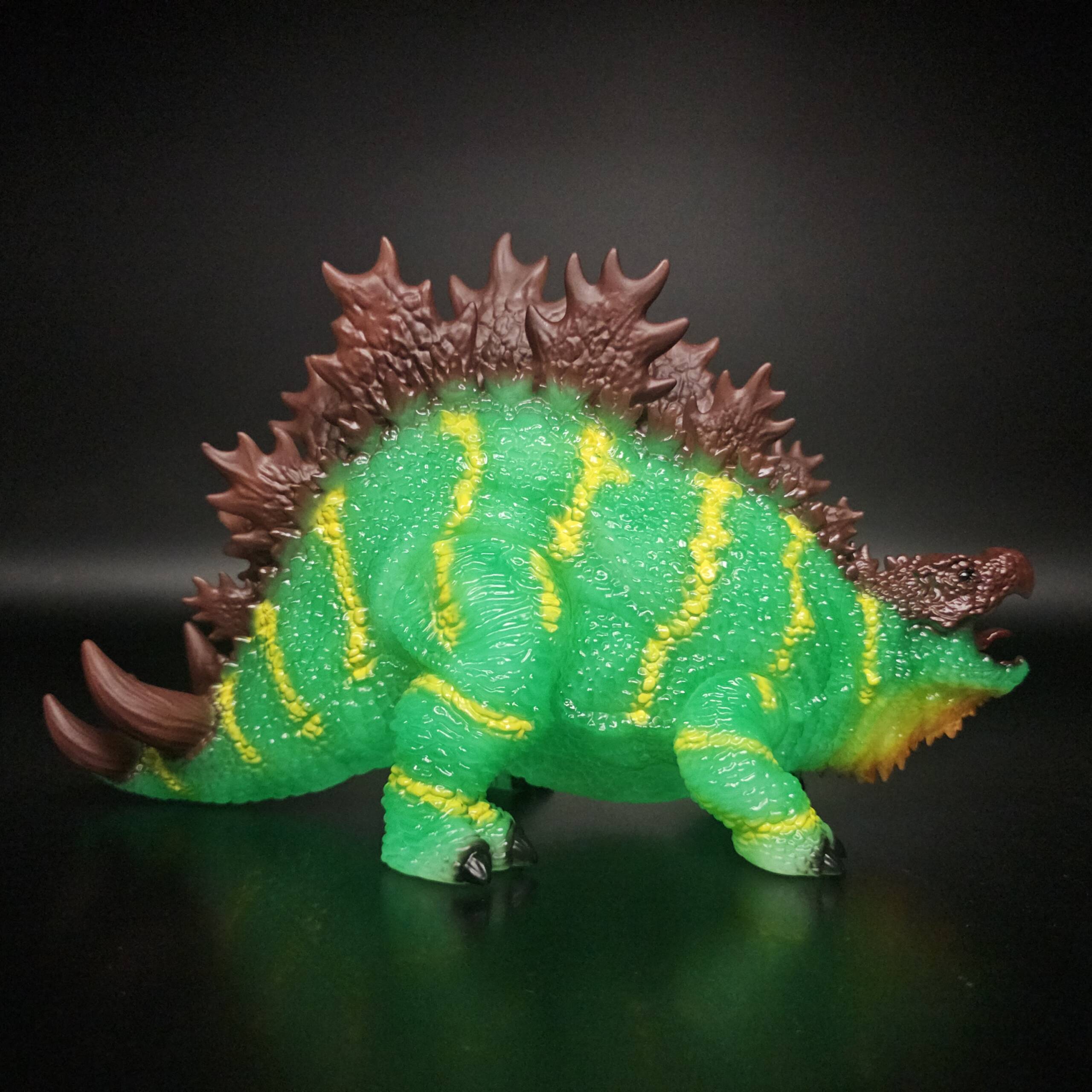 DinoKaiju Stego #4 Colourway: Battle Super Glow! product image