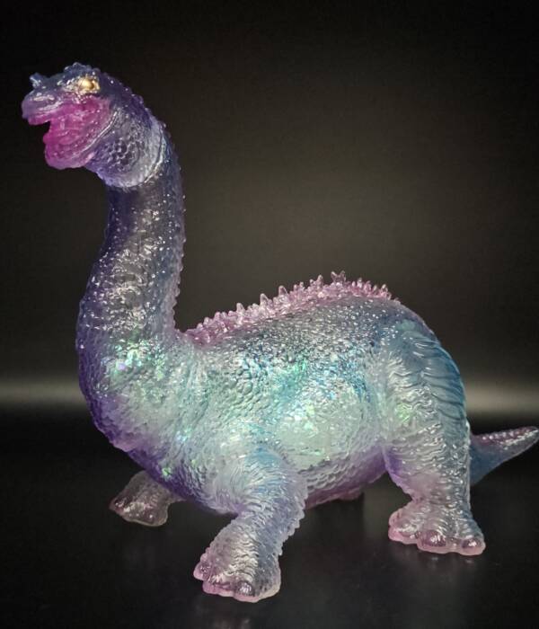 DinoKaiju Bronto #5 Colourway: Tourmaline!