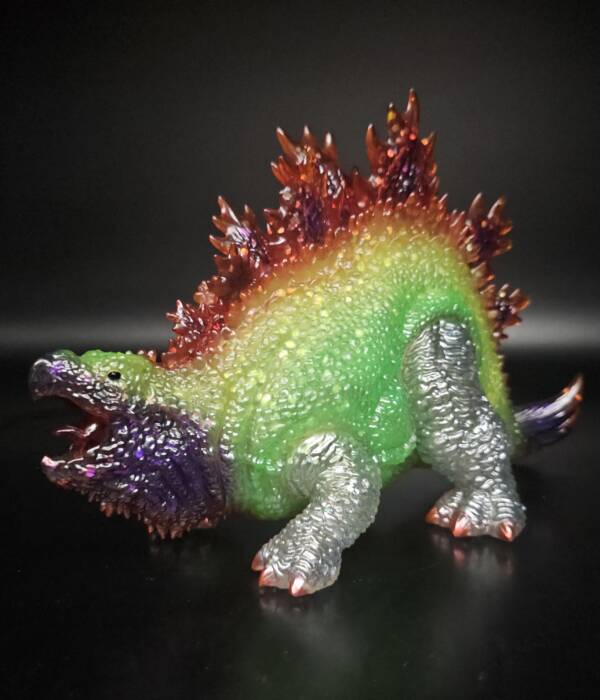 DinoKaiju Stego #8 Colourway: Player One Glitter!