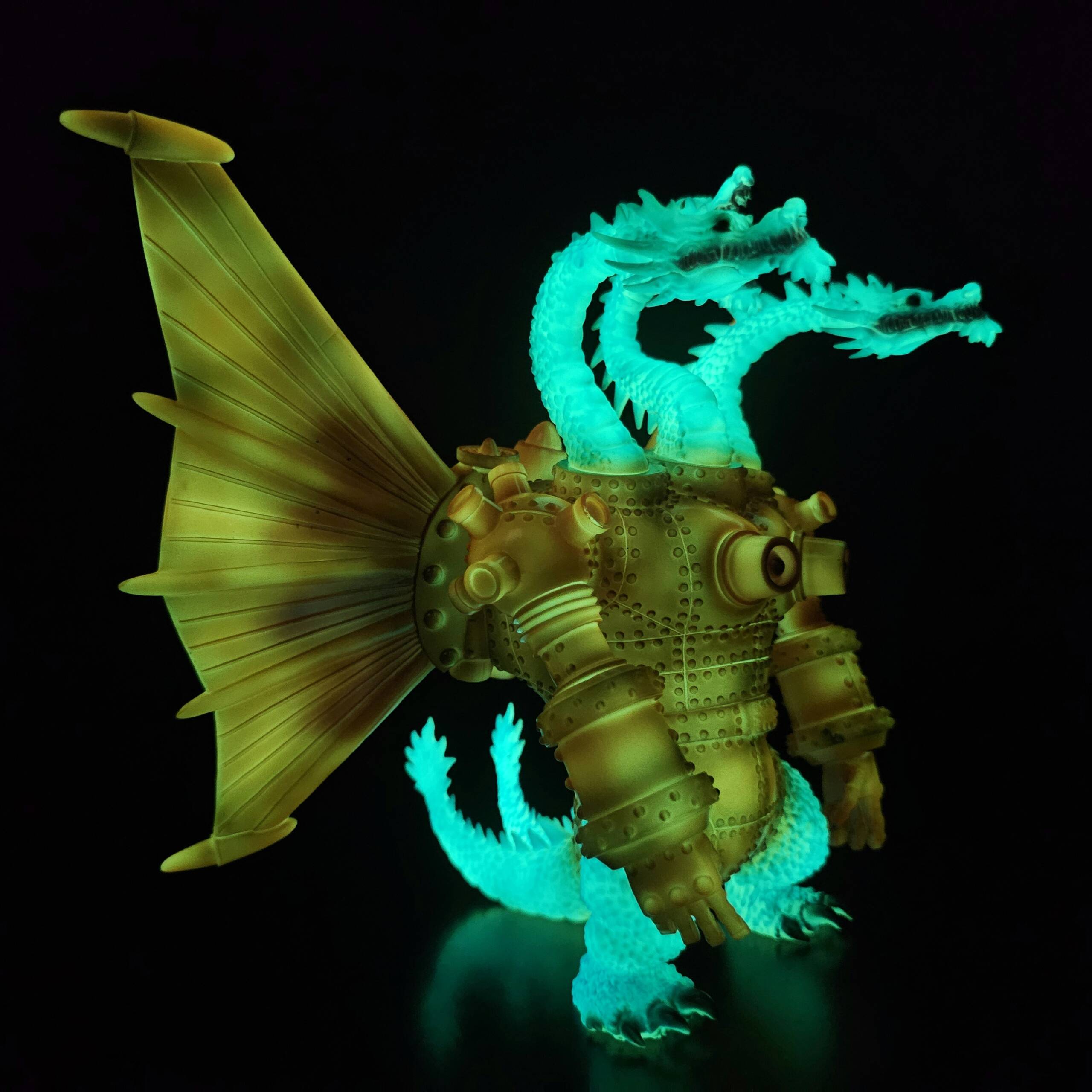 Baby Loong #14 Colourway: Alien Super Glow! - Image 10
