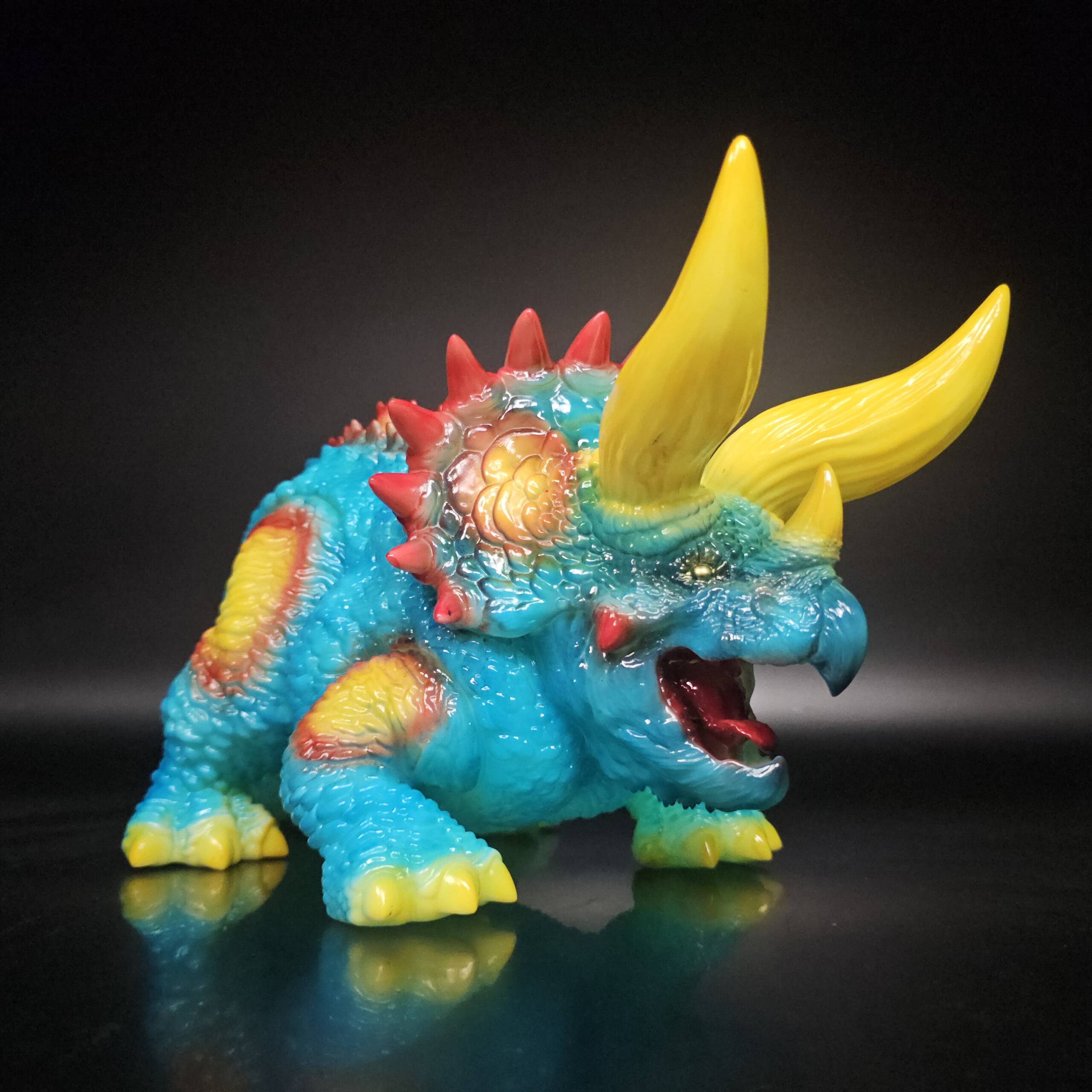 DinoKaiju Trike #10 Colourway: Infra Super Glow! - Image 11