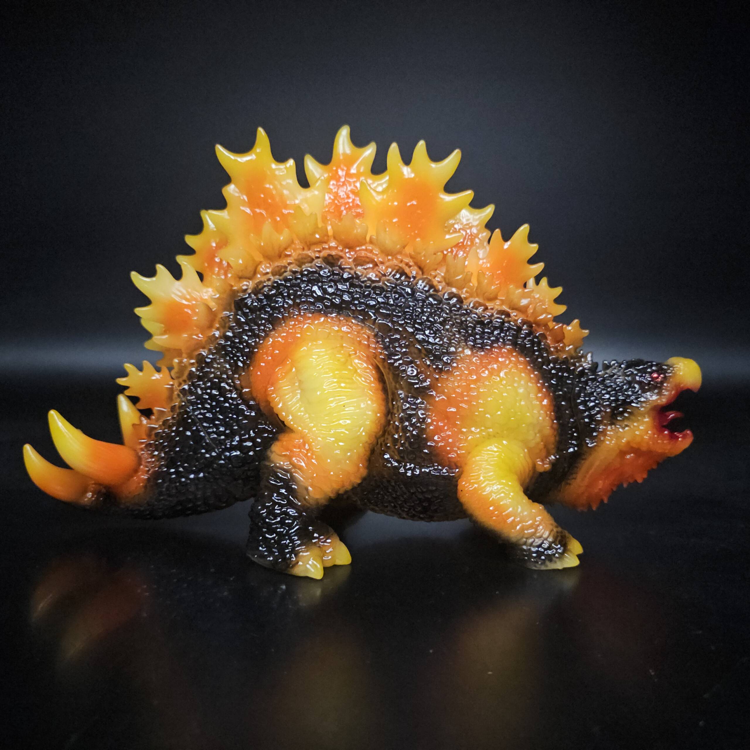 DinoKaiju Stego #9 Colourway: Burning Super Glow! - Image 6