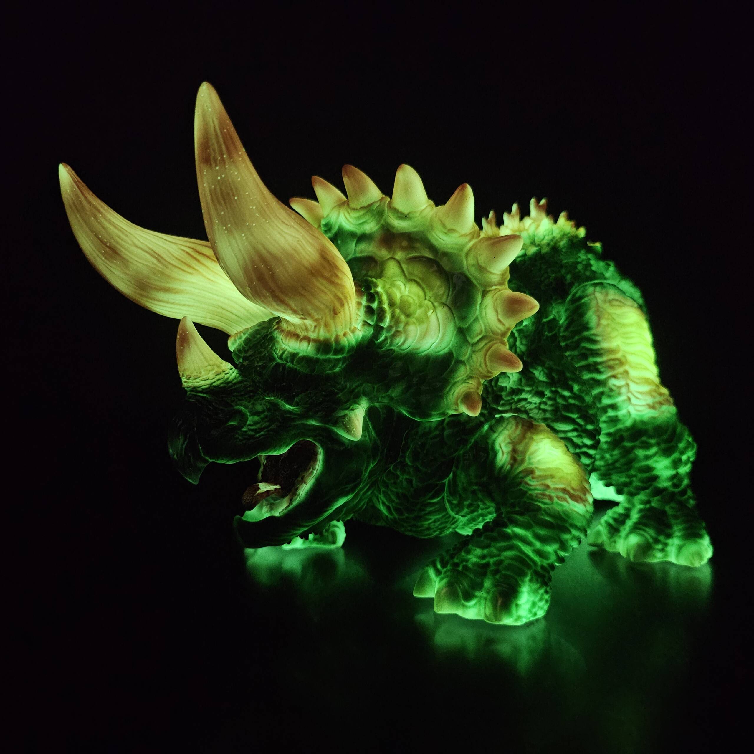DinoKaiju Trike #12 Colourway: Jurassic Super Glow! - Image 8